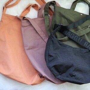 Baggu Medium Crescent Bag & Vertical Duck Bags